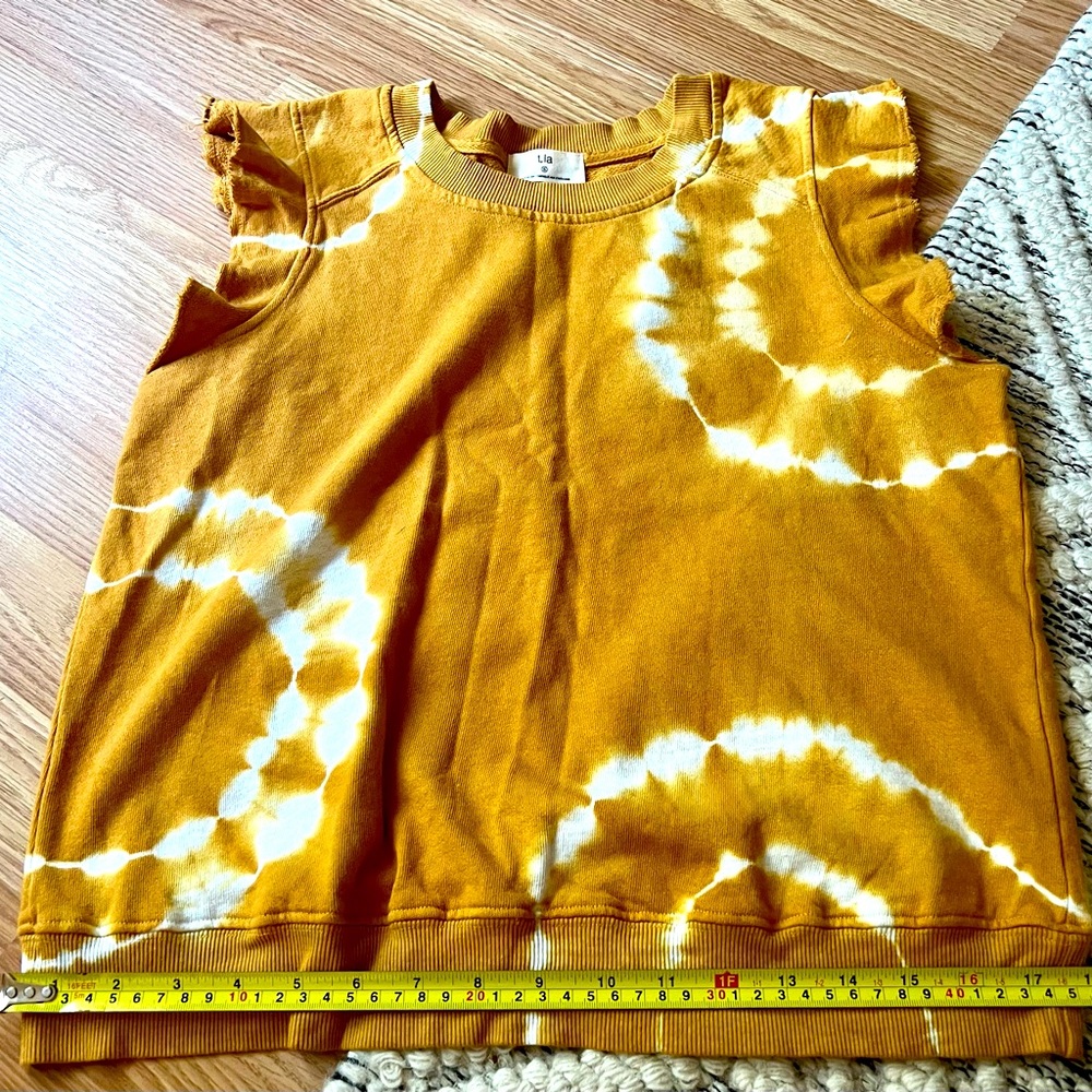 T.La Shirt sz small